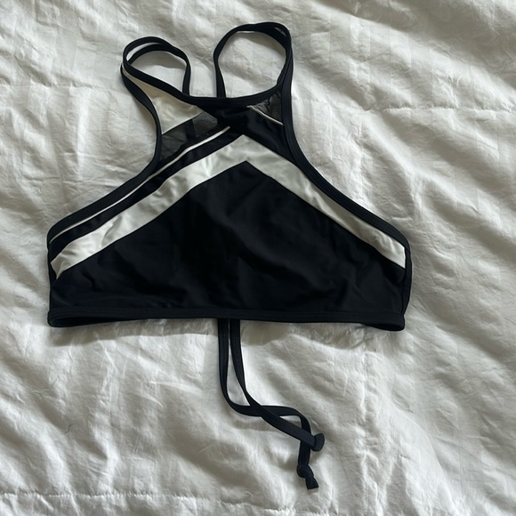 Summersalt bikini top - Picture 1 of 3